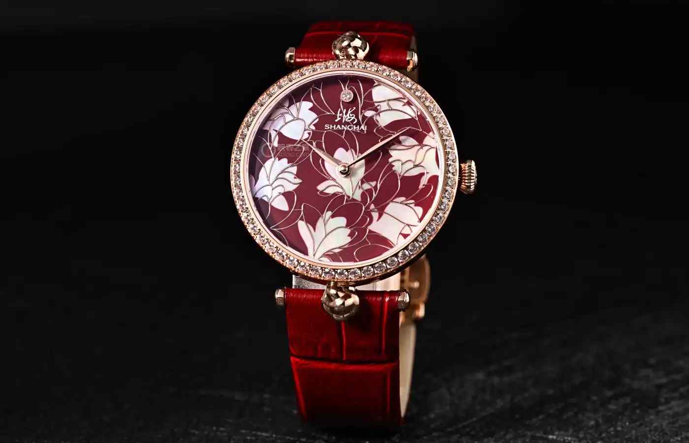 复刻上海表玉兰花