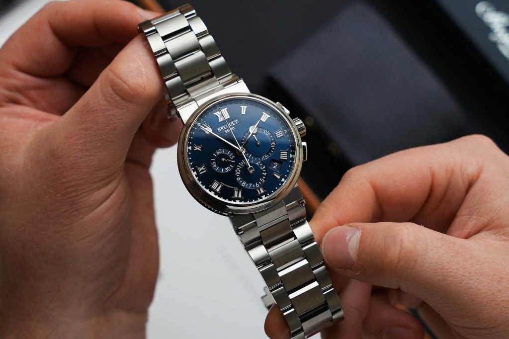 高仿宝玑MARINE航海系列5527腕表