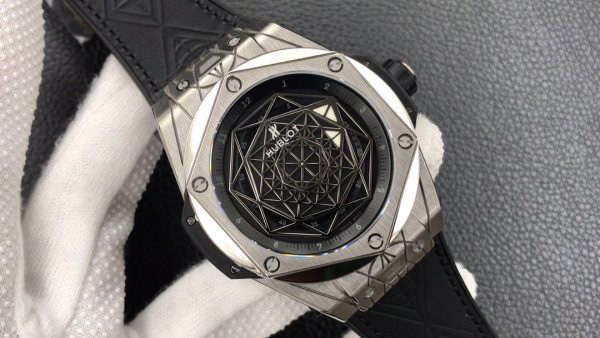 购买宇舶Big Bang 415 MXM16特别版复刻腕表