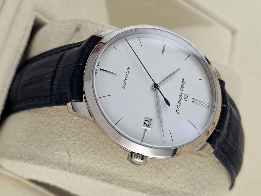 精仿GP芝柏1966系列白金男士腕表