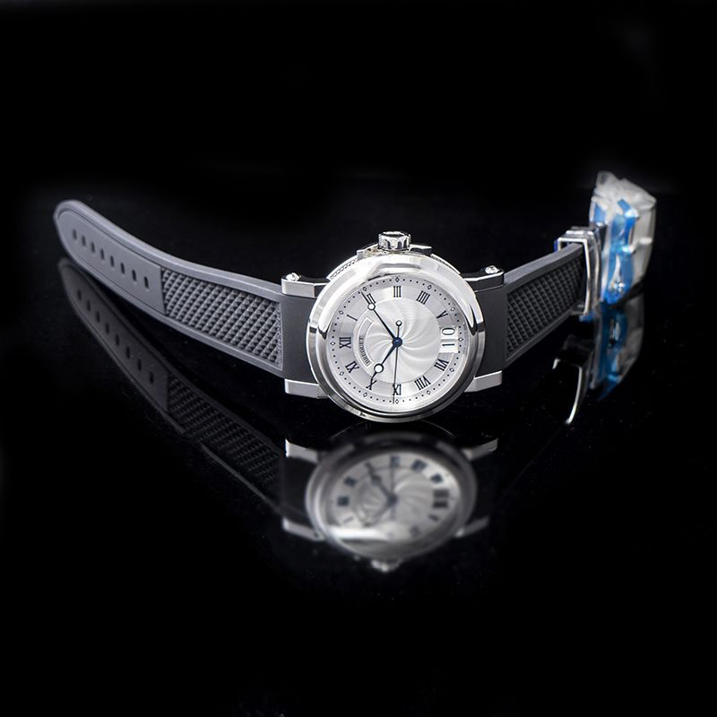 高仿宝玑航海5817ST125V8