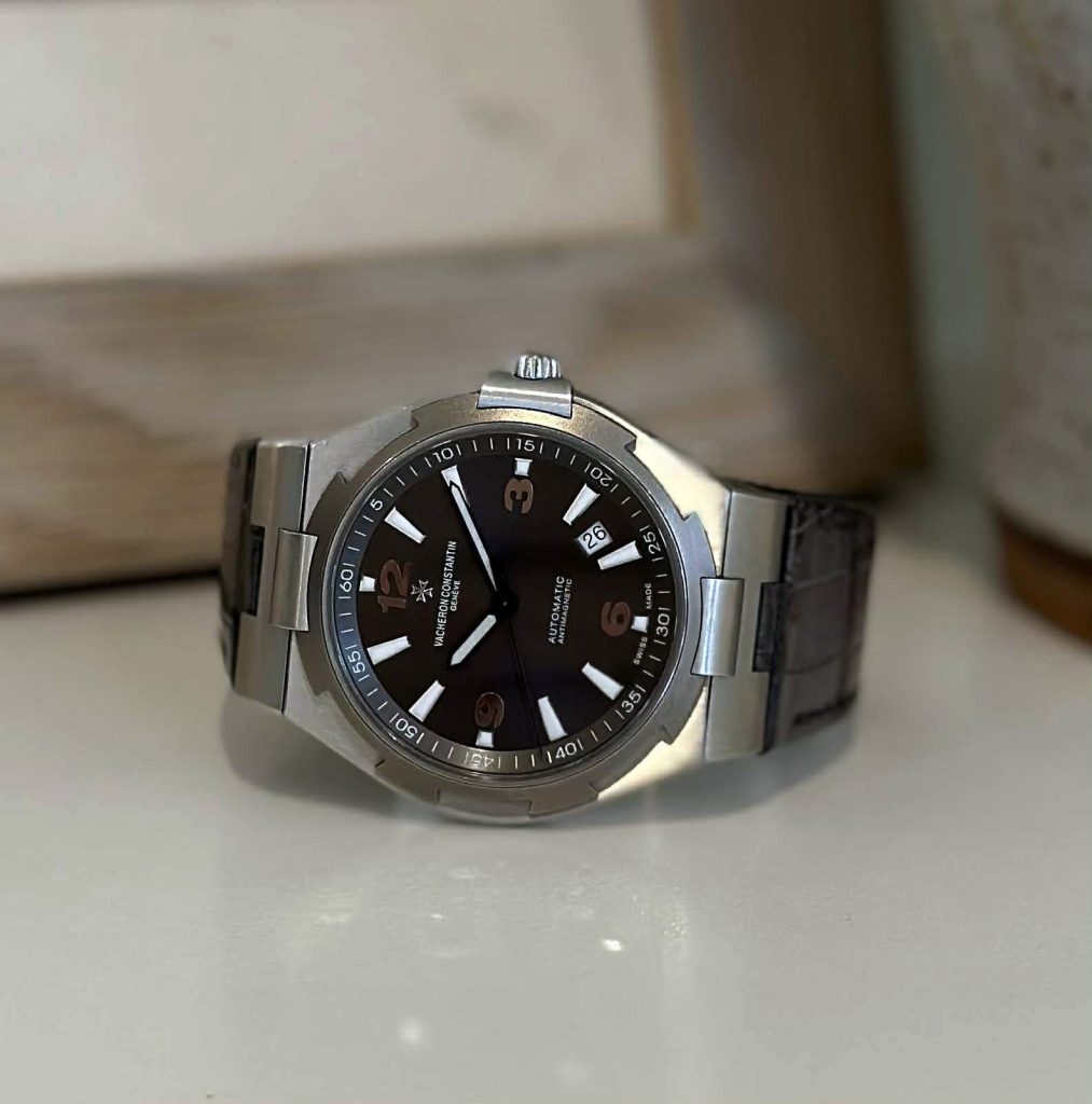 仿制江诗丹顿纵横四海 47040000W 9500