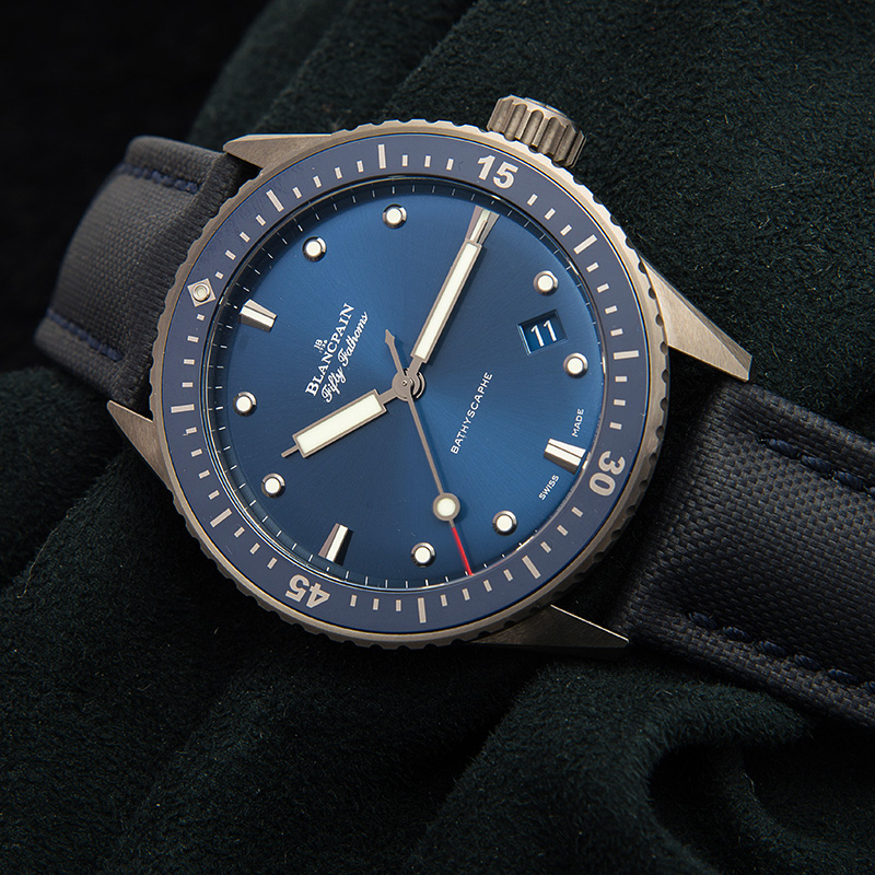 购买宝珀五十噚 5000A-0640-O52A 购买宝珀五十噚 5000A 0640 O52A