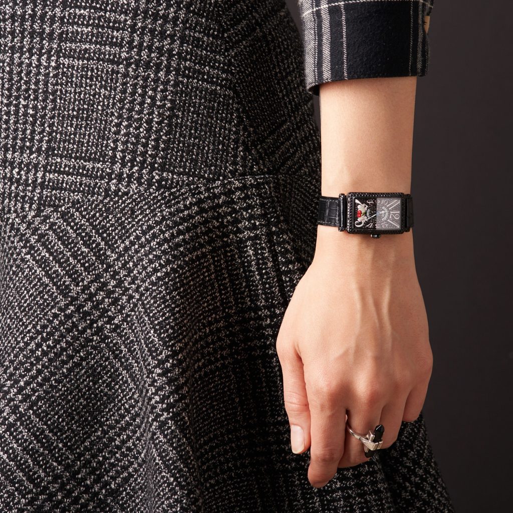 购买精仿法穆兰Long Island 902 QZ D石英女表