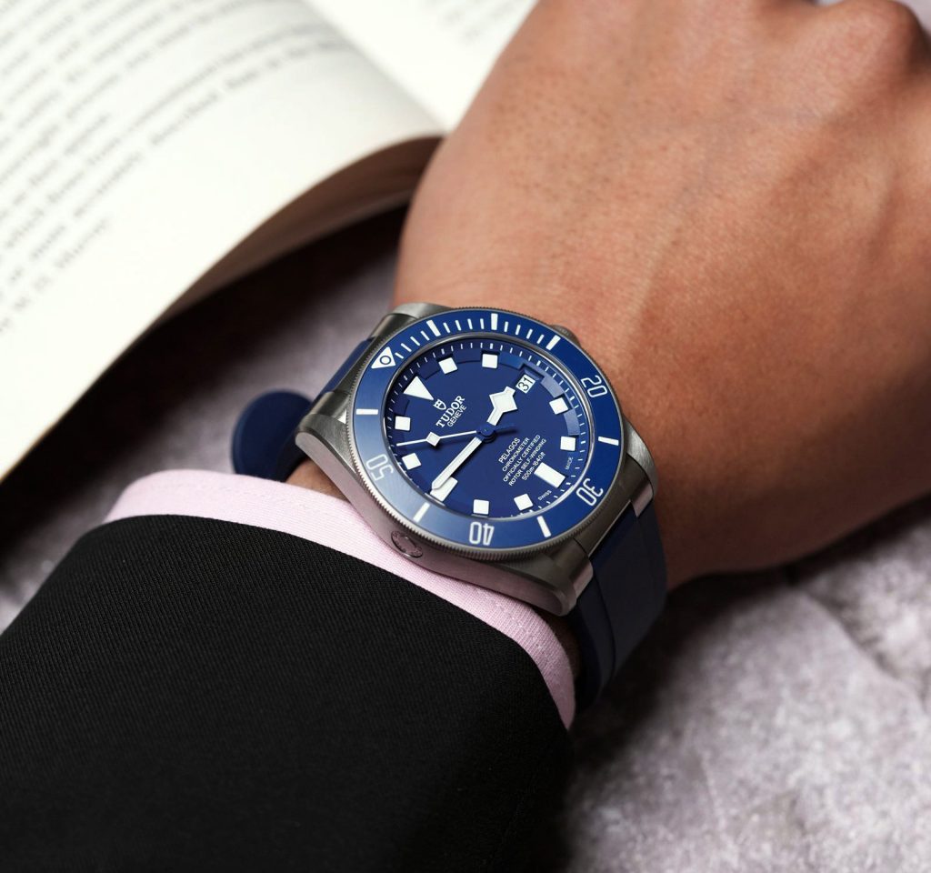 购买高仿帝舵领潜型 M25600TB 0001