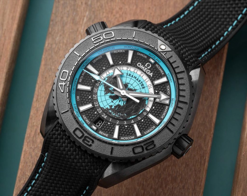 高仿欧米伽深海之黑GMT腕表