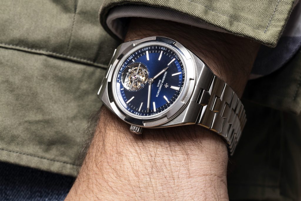 高仿江诗丹顿纵横四海系列超薄万年历腕表 Scaled