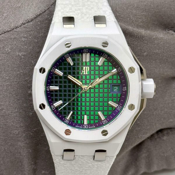 高仿爱彼皇家橡树离岸型